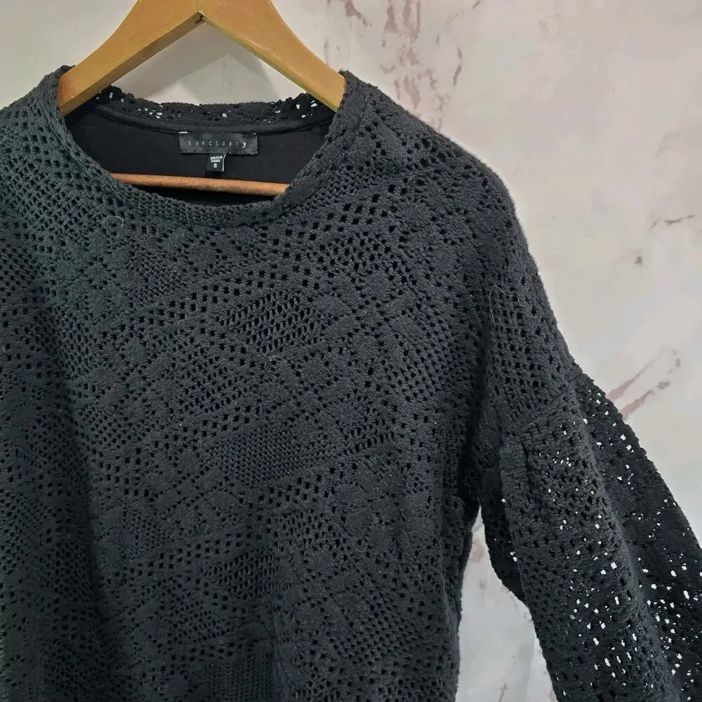Anthropologie Shirt Womens Small Black Lace Eyelet Balloon Puff Sanctuary
